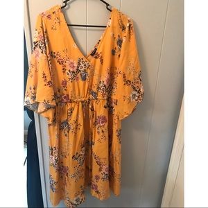 Torrid Yellow Floral Print Dress 🌸
